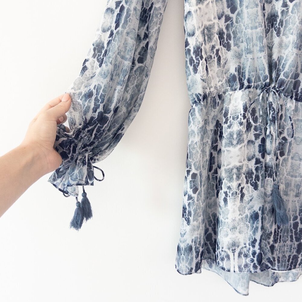 Haute Hippie $395 V Neck Front Tie Snake Animal Print Dress, Size XS - Picture 6 of 10